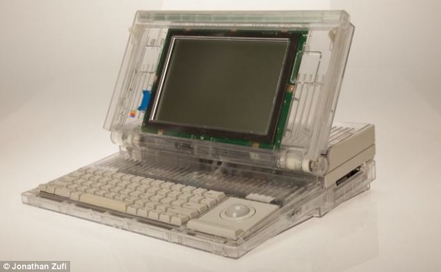 Macintosh Portable Transparente